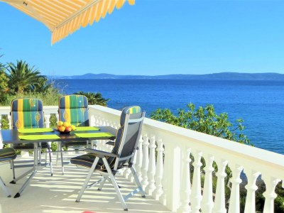 Holiday apartment Adriana - Seashore Apartments in Okrug Gornji - Holiday apartment