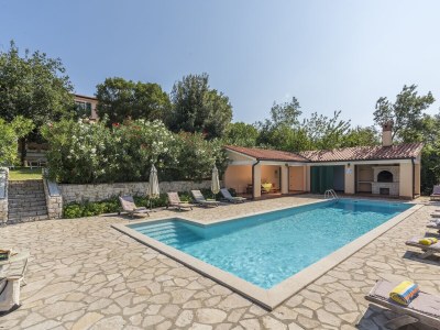 Villa Ana Vlakovo in Koromačno - Villa