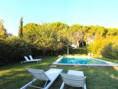 Holiday house Mas des Oiseaux in chateaurenard - France - Holiday house