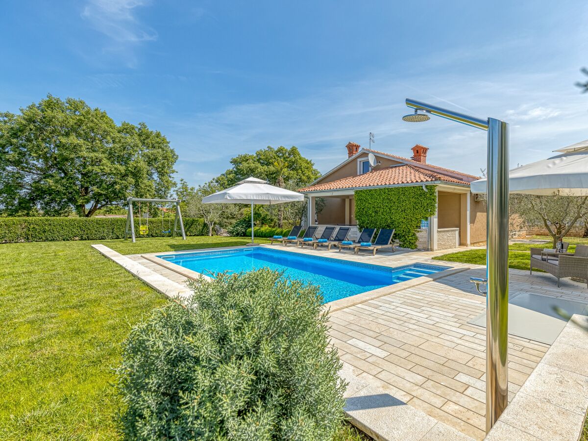 Villa Ruza Selina