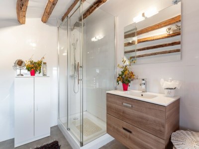 Farmhouse Belvilla by OYO Masia Vinaixa - Features photo 19