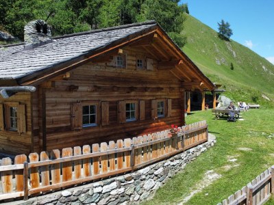 Alpine hut Sagritzerwirt Almhüttl in Großkirchheim - Alpine hut