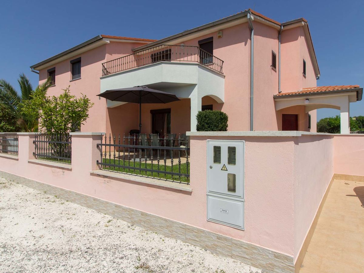 Villa Mary near Medulin with private pool - Outdoor photo 3