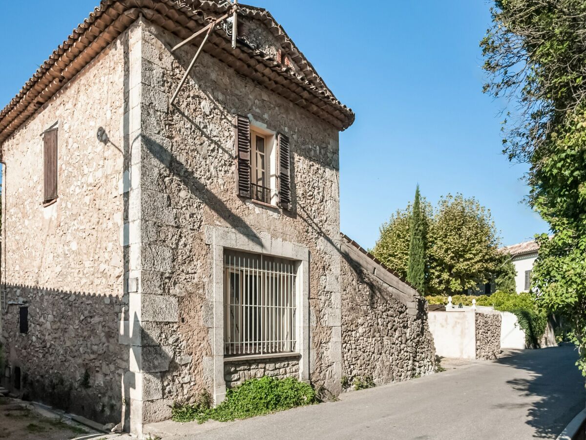 Holiday house Holiday Home in Lorgues with Pool and Terrace - Outdoor photo 5