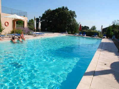 Villa Villa in Saumane near Golf Course and Pool in Luberon - Villa