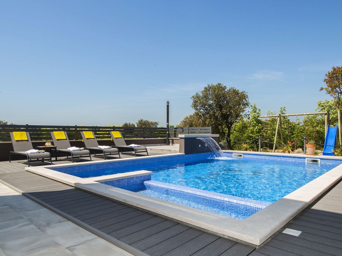 Villa - No title - - Outdoor photo 4