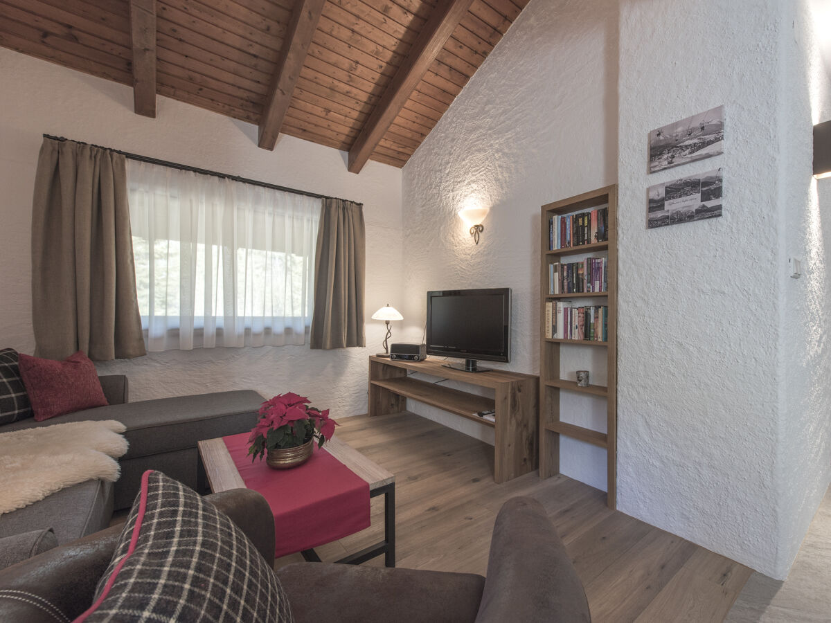 Holiday apartment 3-room apartment TIROL in the Wildsee House
