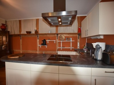 Apartment Besondere Ferienwohnung Bibliothek in Buschhagen - Features photo 13