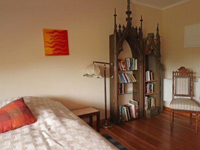 Apartment Besondere Ferienwohnung Bibliothek in Buschhagen - Features photo 15
