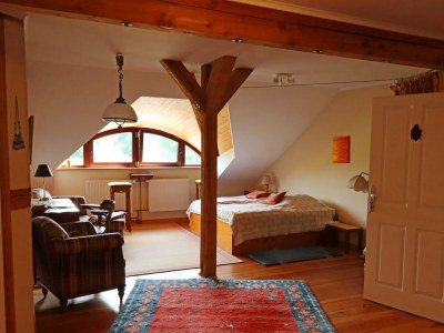 Apartment Besondere Ferienwohnung Bibliothek in Buschhagen - Features photo 20