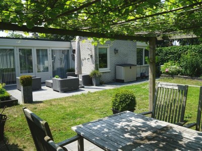Holiday house Huijsmansverhuur Type C Comfort Plus Populier 8 holiday home - Outdoor photo 10