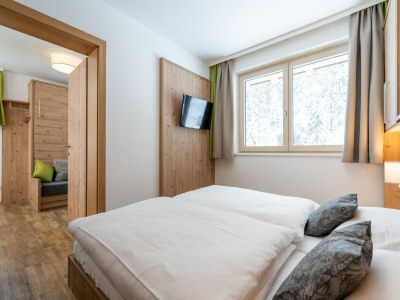 Chalet Chalet in Saalbach near Ski Lift - Features photo 21