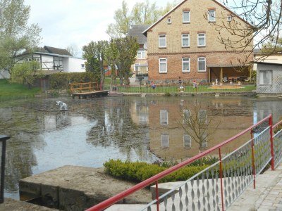 Apartment Vacation Home with Pond - Outdoor photo 2