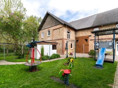 Apartment Vacation Home with Pond - Outdoor photo 37
