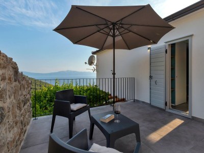Villa Barbaric - Features photo 15