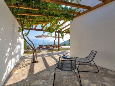 Villa Barbaric - Features photo 16
