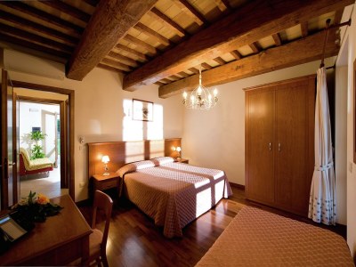 Villa Villa in Cannara with Pool near Assisi - Features photo 21