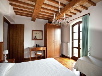 Villa Villa in Cannara with Pool near Assisi - Features photo 27