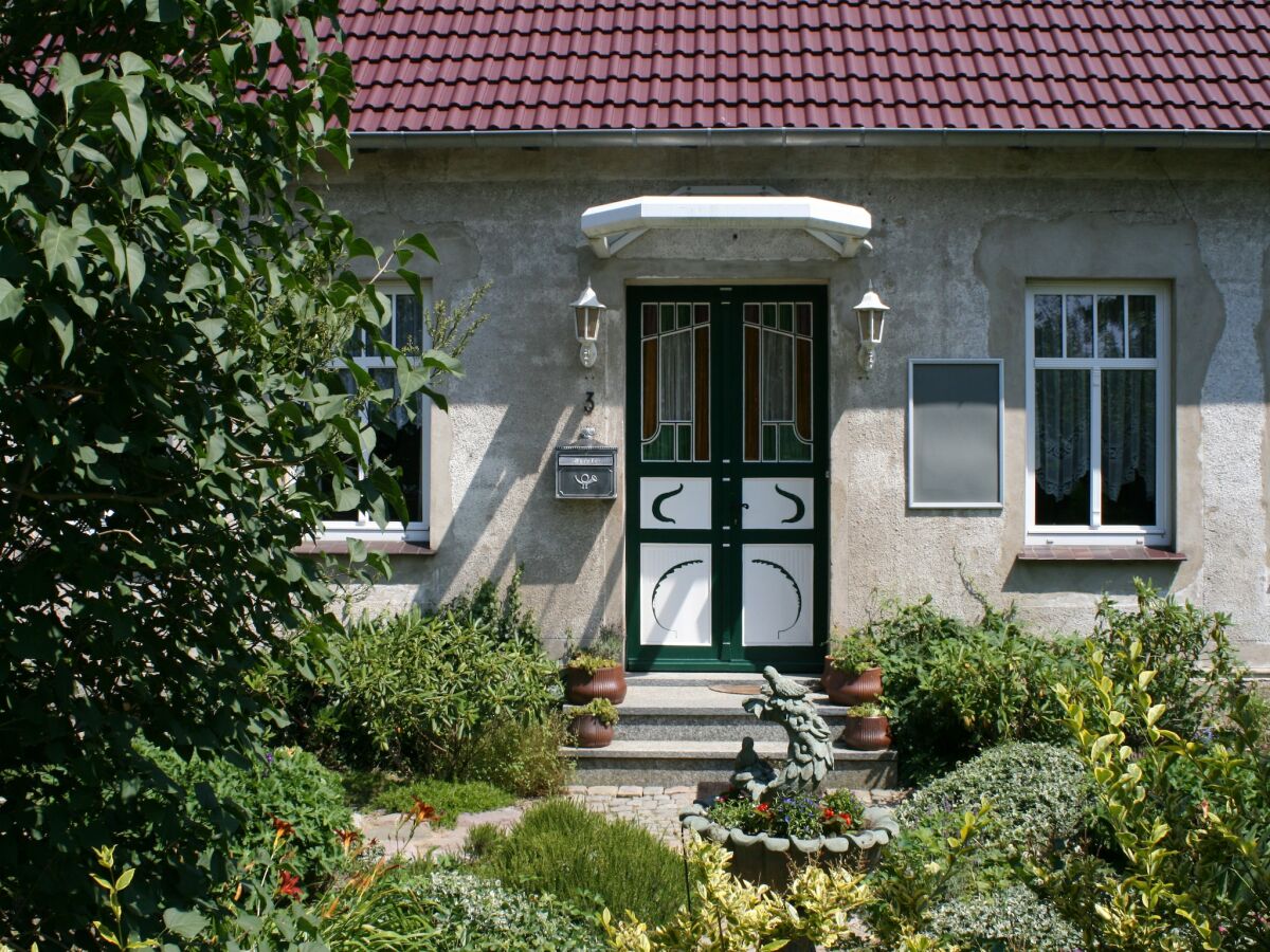 Apartment Romantische Ferienwohnung in Boldenshagen - Outdoor photo 2