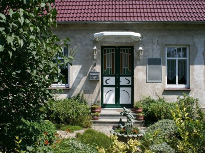 Apartment Romantische Ferienwohnung in Boldenshagen - Outdoor photo 2