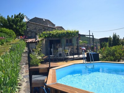 Holiday house Entspannender Rückzugsort in Saint-Pons - Outdoor photo 12