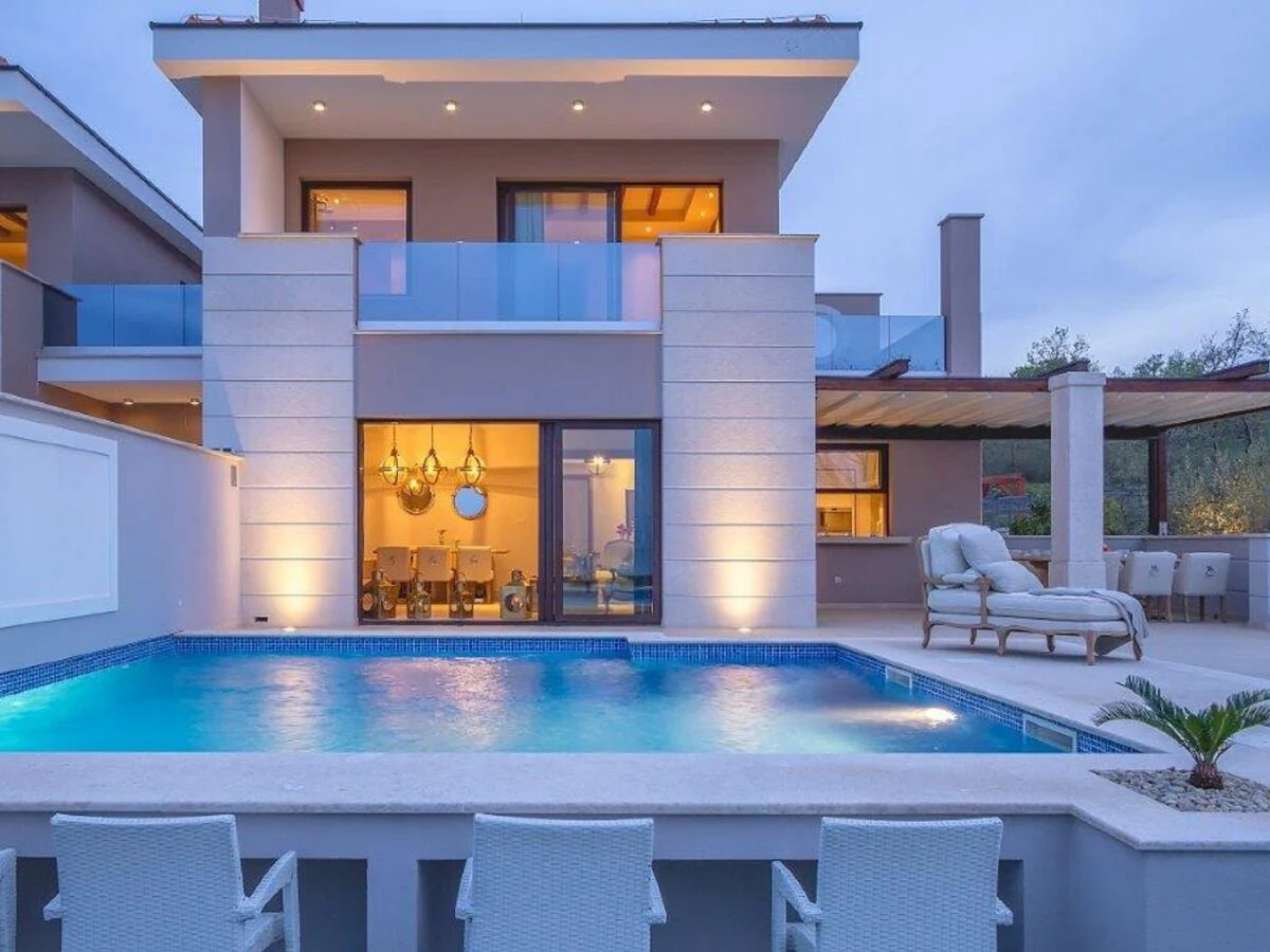 Villa Luxury Villa Prova