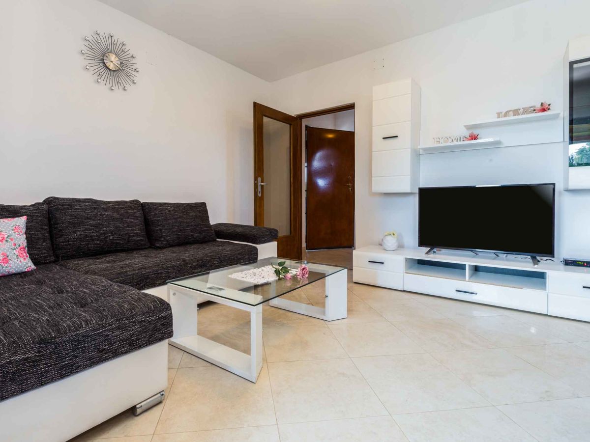 Holiday house Sejdi with private pool - Features photo 5
