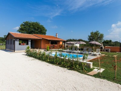 Holiday house Sejdi with private pool - Outdoor photo 4