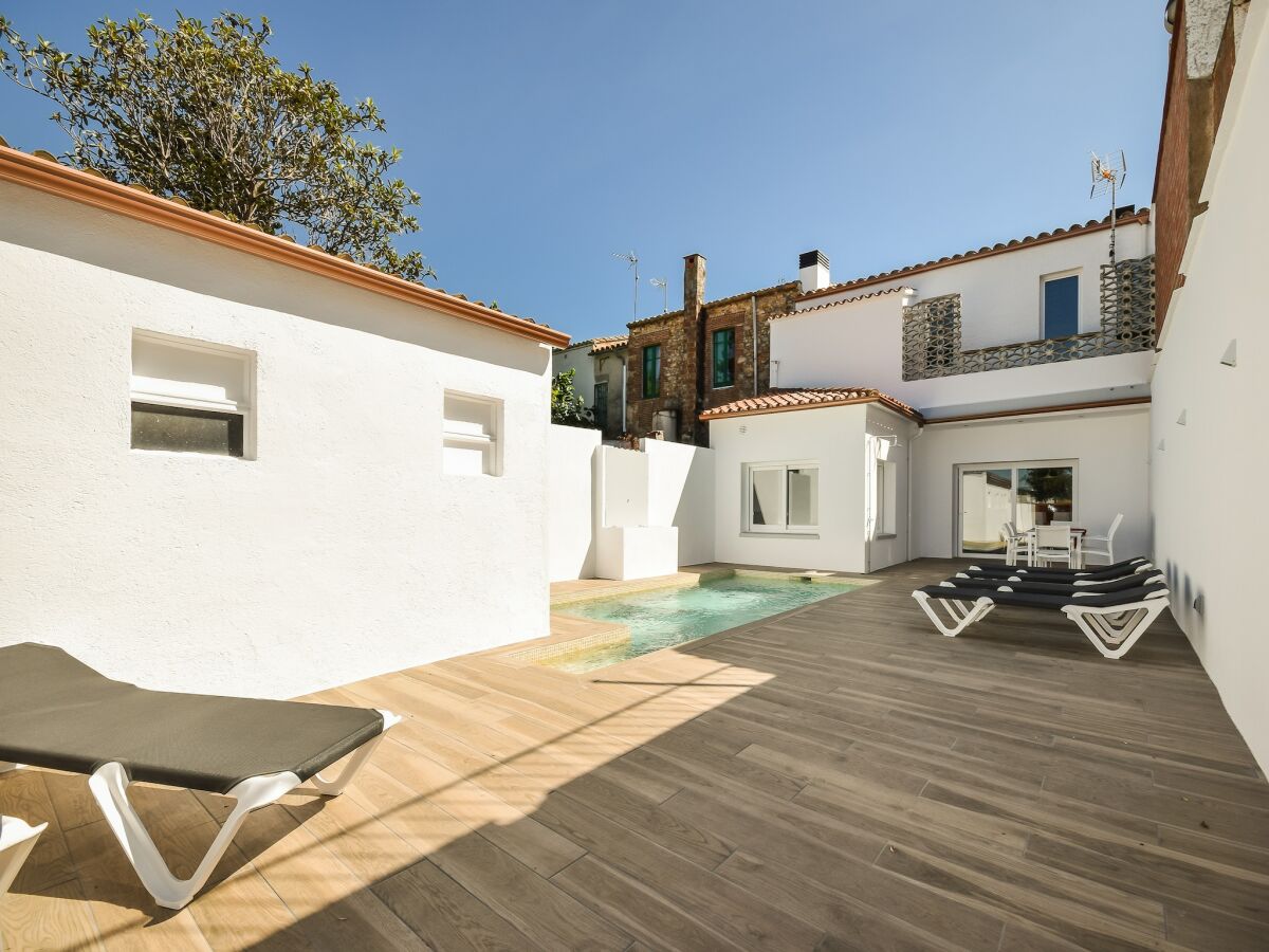 Holiday house Villa in Santa Cristina near Beaches & Pool - Outdoor photo 4