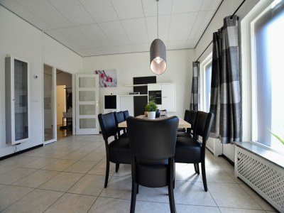 Holiday house Luxushaus in Limburg mit Whirlpool - Features photo 16