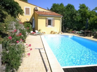 Villa Villa mit privatem Pool, Blick auf den Ventoux in Montségur-sur-Lauzon - Villa