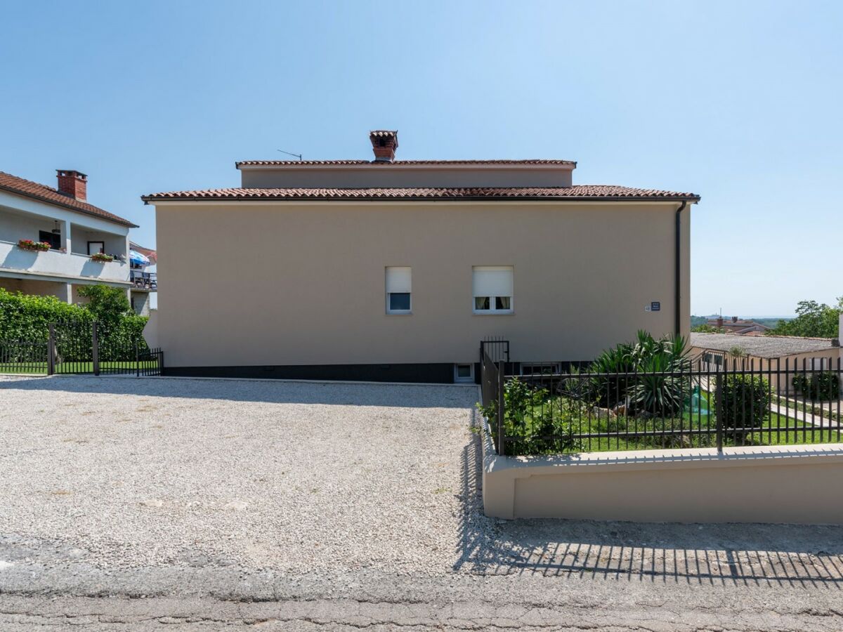 Apartment Dobrec with Shared Pool - Apartment No.1 with Terrace - Outdoor photo 5