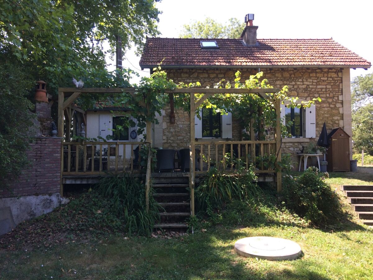 Holiday house Hütte in Frankreich mit Garten am See - Outdoor photo 4