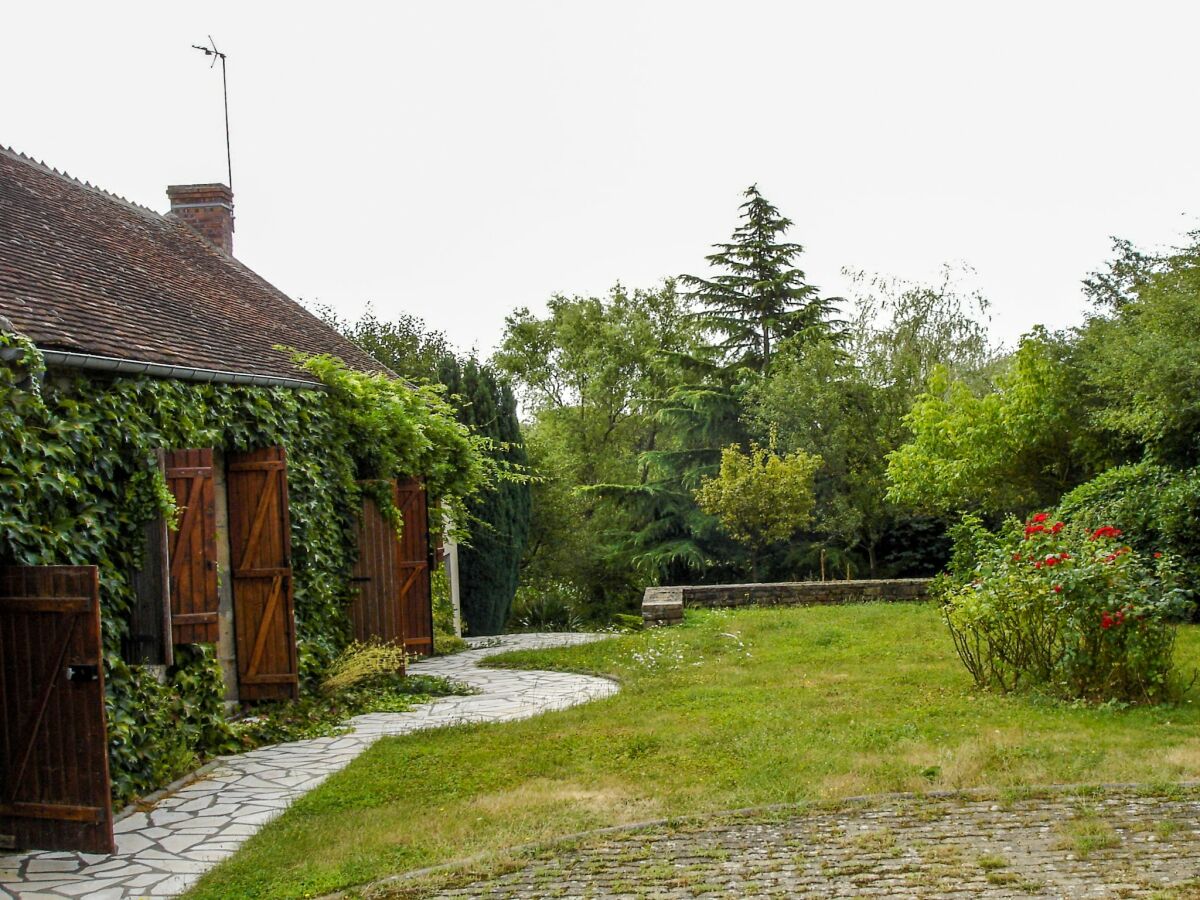 Holiday house Delightful holiday home with a large private swimming pool, perfect for families - Outdoor photo 2