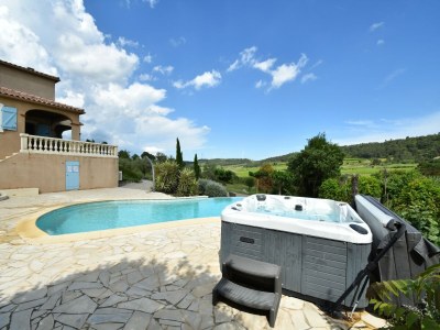 Villa Luxuriöse Villa in Montbrun - Outdoor photo 12