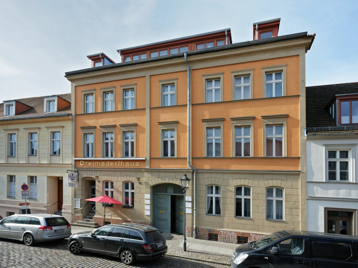 Holiday apartment August - Outdoor photo 2
