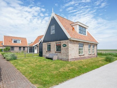 Holiday house Waddenschelpje de Kokkel in Oosterend - Holiday house