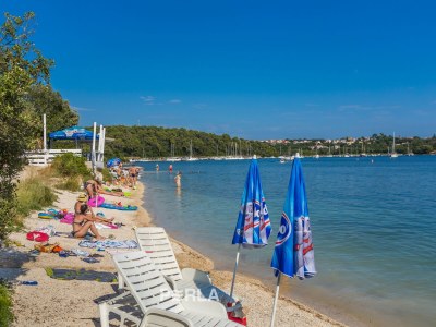 Holiday apartment OLIVE mit  eigenem Garten 150m vom Strand bei Pula - Environment photo 31