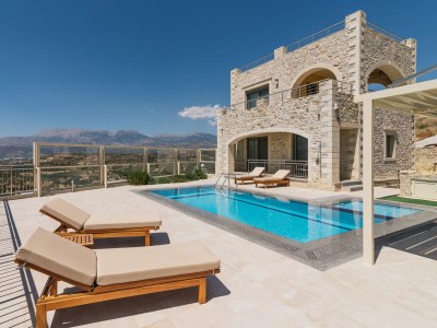 Villa Ovgoro in Kamilari - Villa