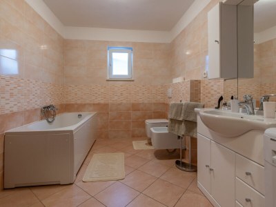 Holiday house Villa Orange - Features photo 32
