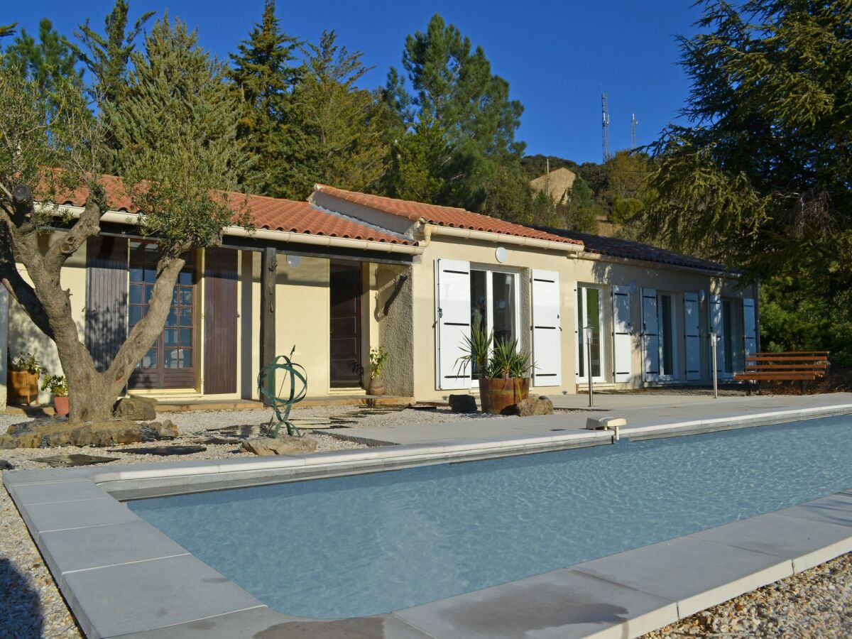 Villa Tranquil Vineyard Villa, Berlou