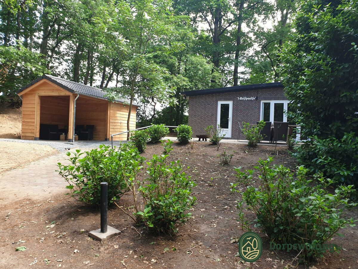 Holiday house Gemütliches Ferienhaus in Leenderbos mit Whirlpool - Outdoor photo 2