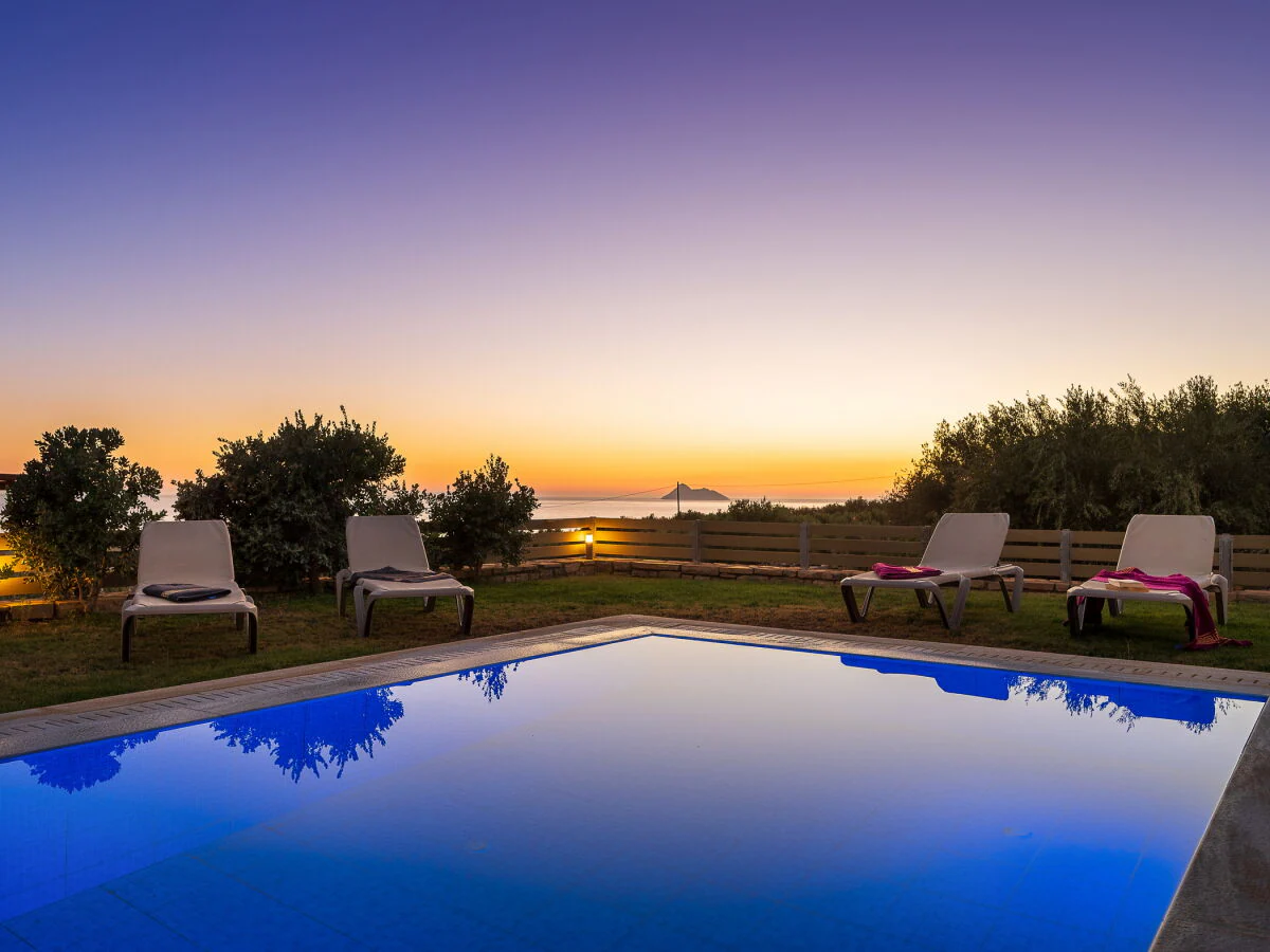 Villa Asfedilias