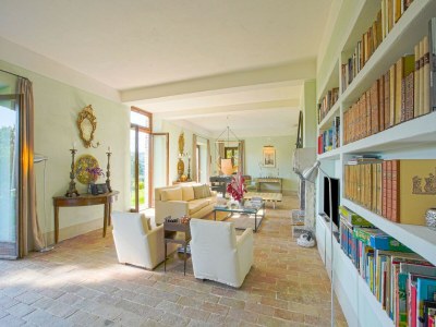 Villa Villa in Orvieto with Infinity Pool & Views - Features photo 22