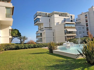 Apartment Apartment in Mandelieu am Mittelmeerstrand - Outdoor photo 5