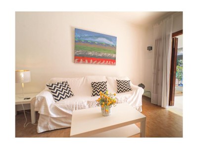 Holiday apartment - No title - - Features photo 14