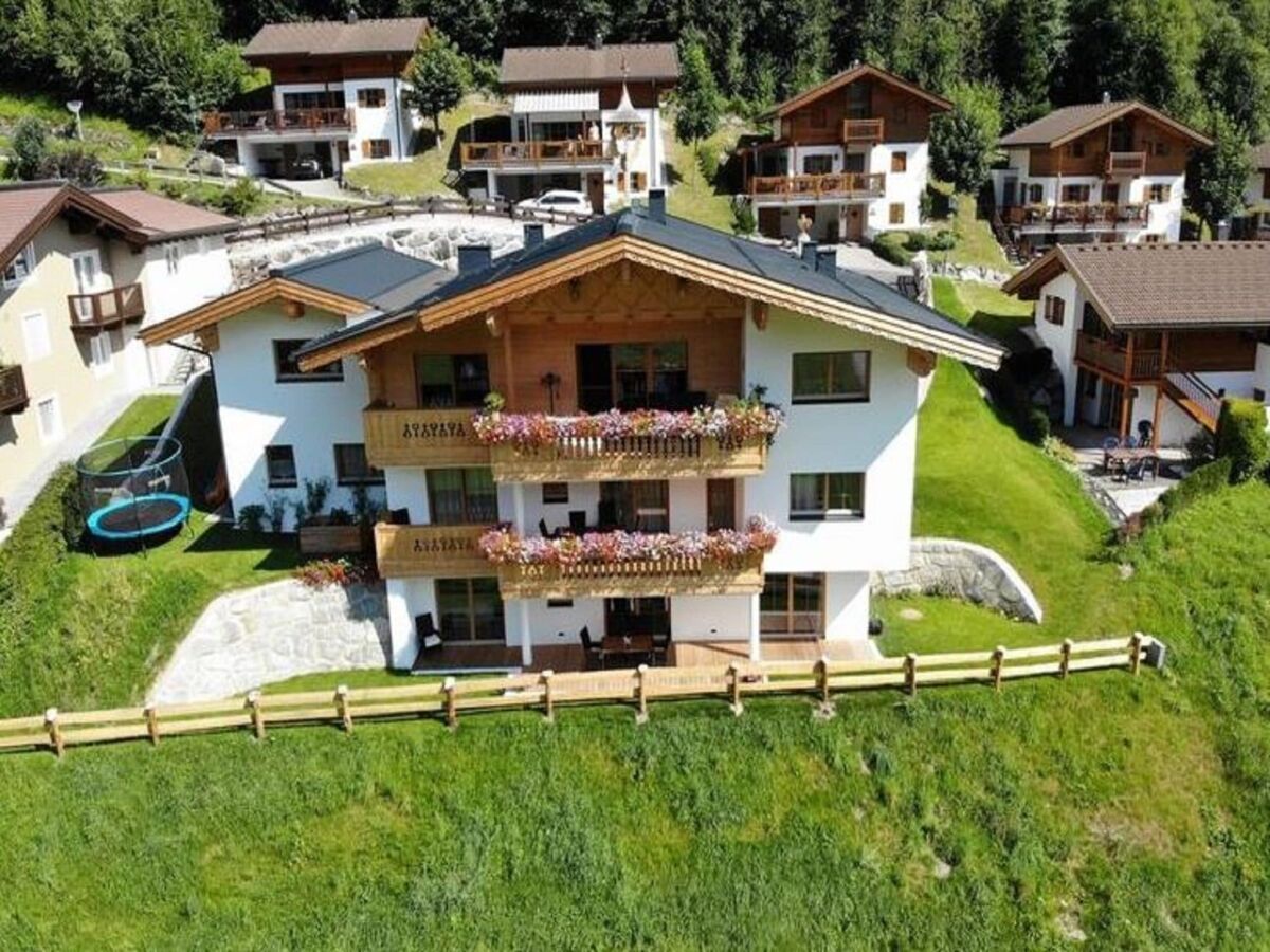 Apartment Chalet in Wald near Zillertal Ski Slopes - Outdoor photo 2