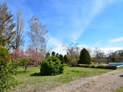 Cottage Mansion in Charrin by Loire with Pool - Outdoor photo 11