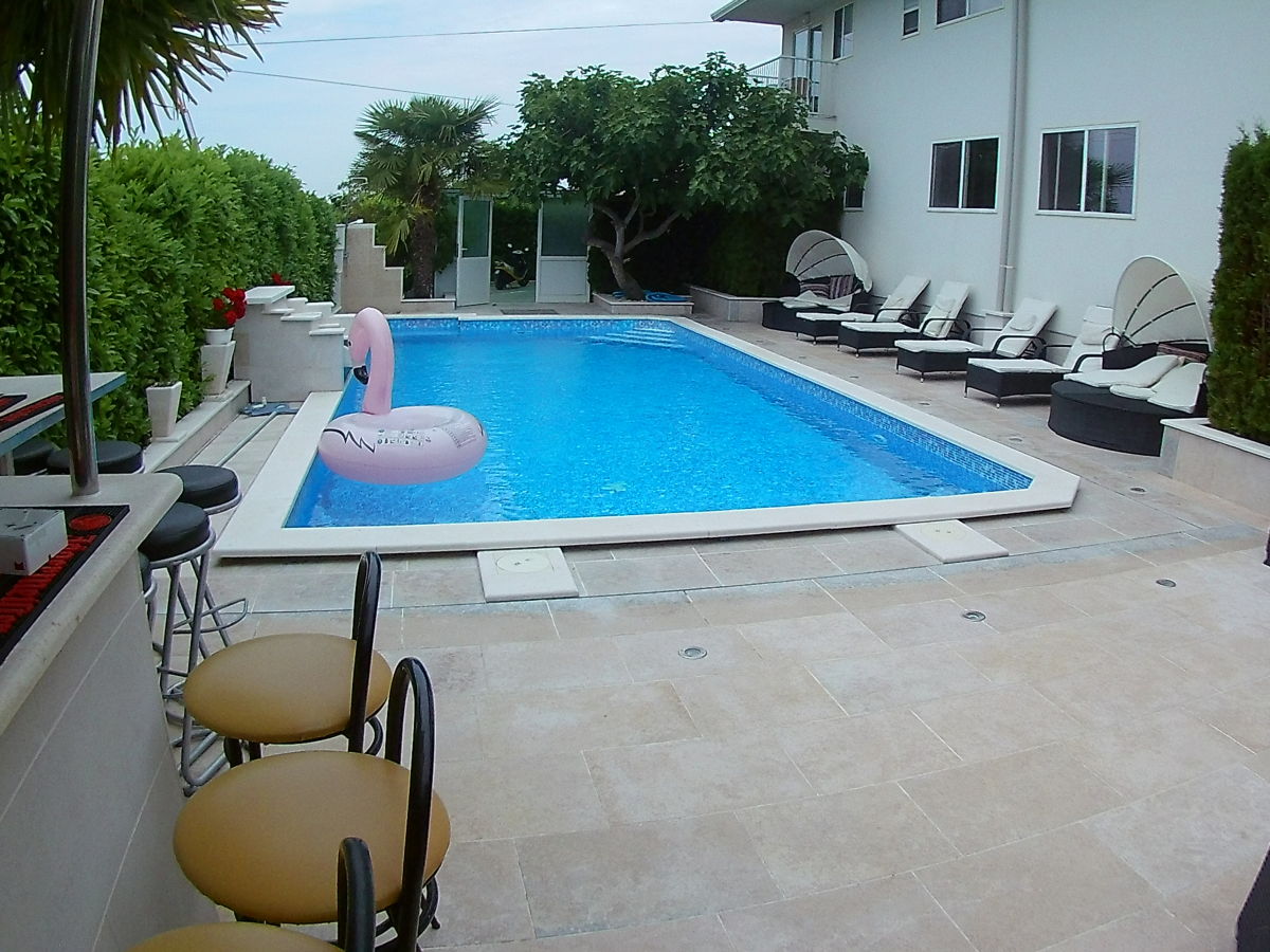 Holiday apartment Sajnovic 4
