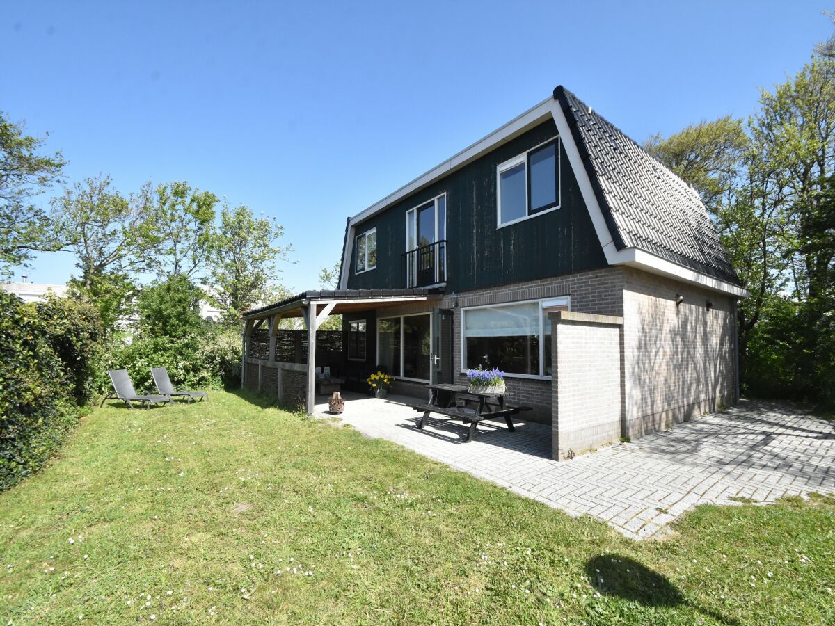 Holiday house Holiday Home in Callantsoog near Beach - Outdoor photo 3